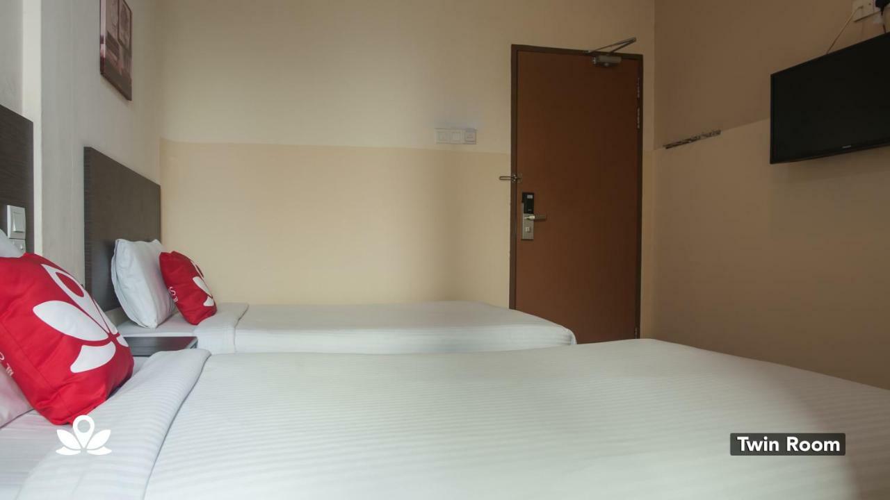 Zen Rooms Golden Star Kuantan Extérieur photo
